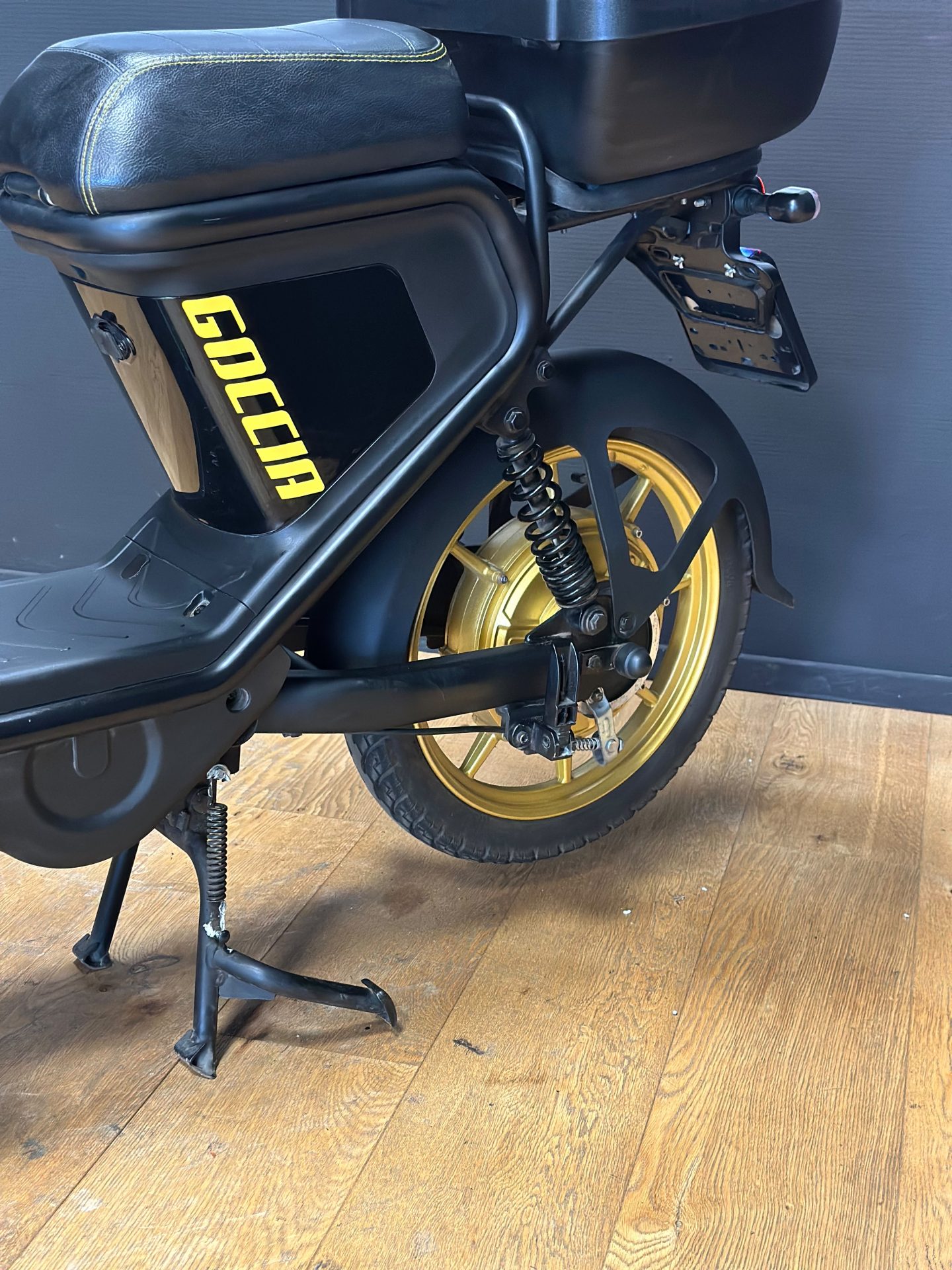 AGM Goccia Gold edition