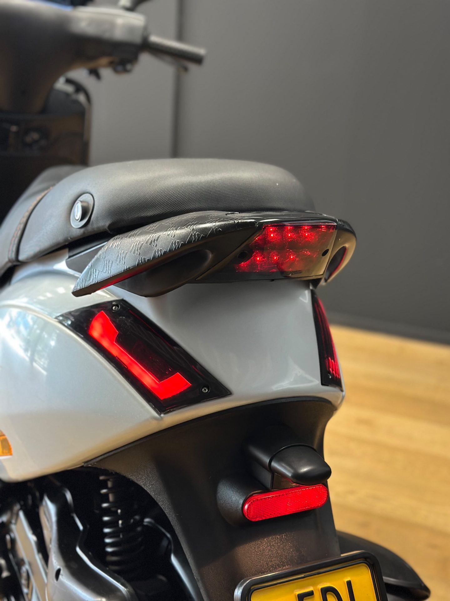 Piaggio Zip E4